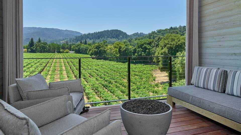 Two Queen Beds Vineyard View High Floor with Balcony