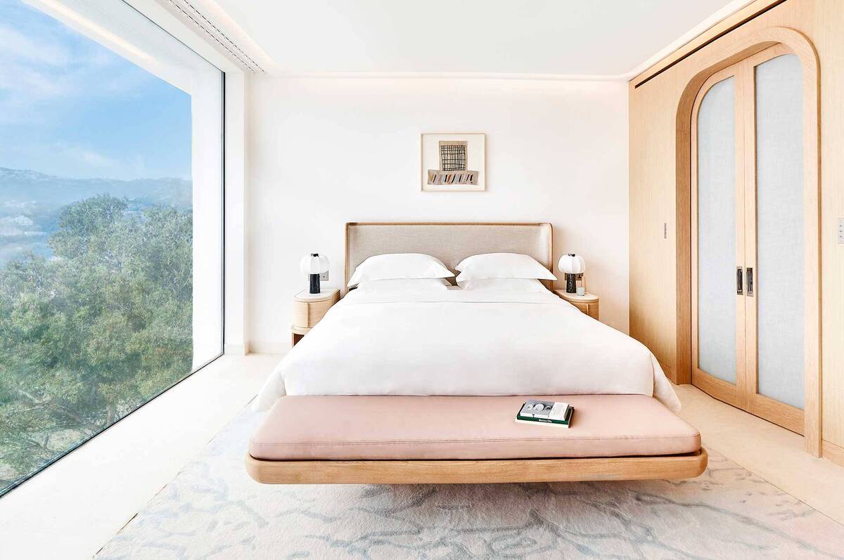 Corniche Duplex Suite