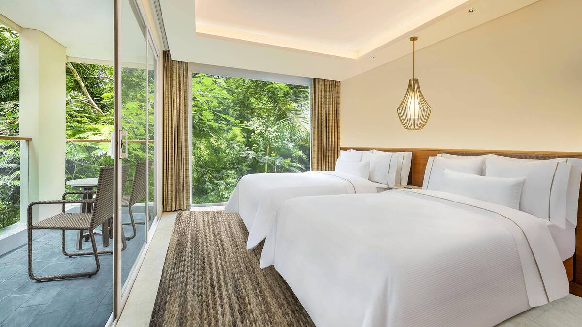 Suite Two Twins Garden View Balcony