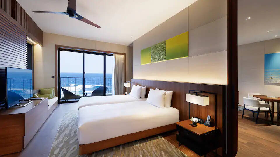 Ocean Corner Suite