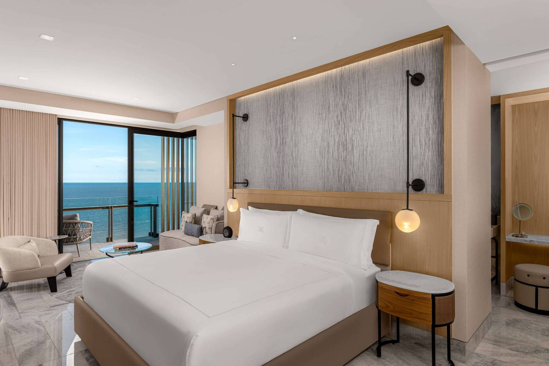 Ocean Front Suite with King Bed