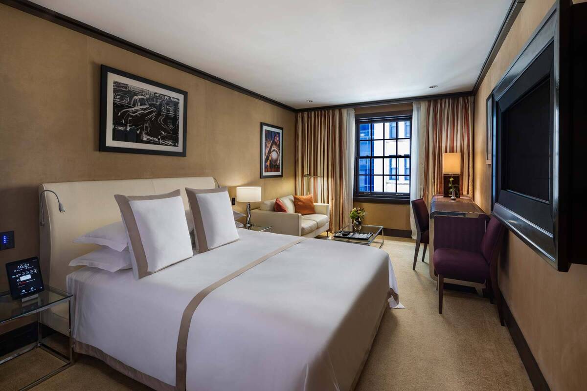 One King Deluxe Room Street View