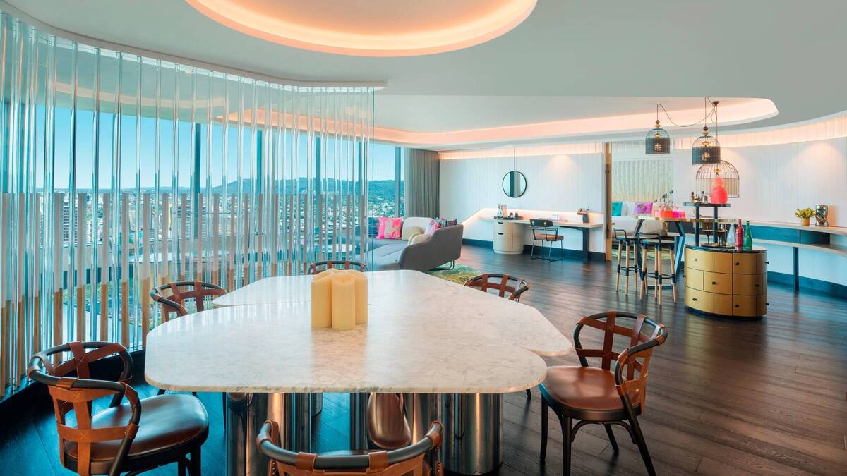 Penthouse II Panormaic River View 