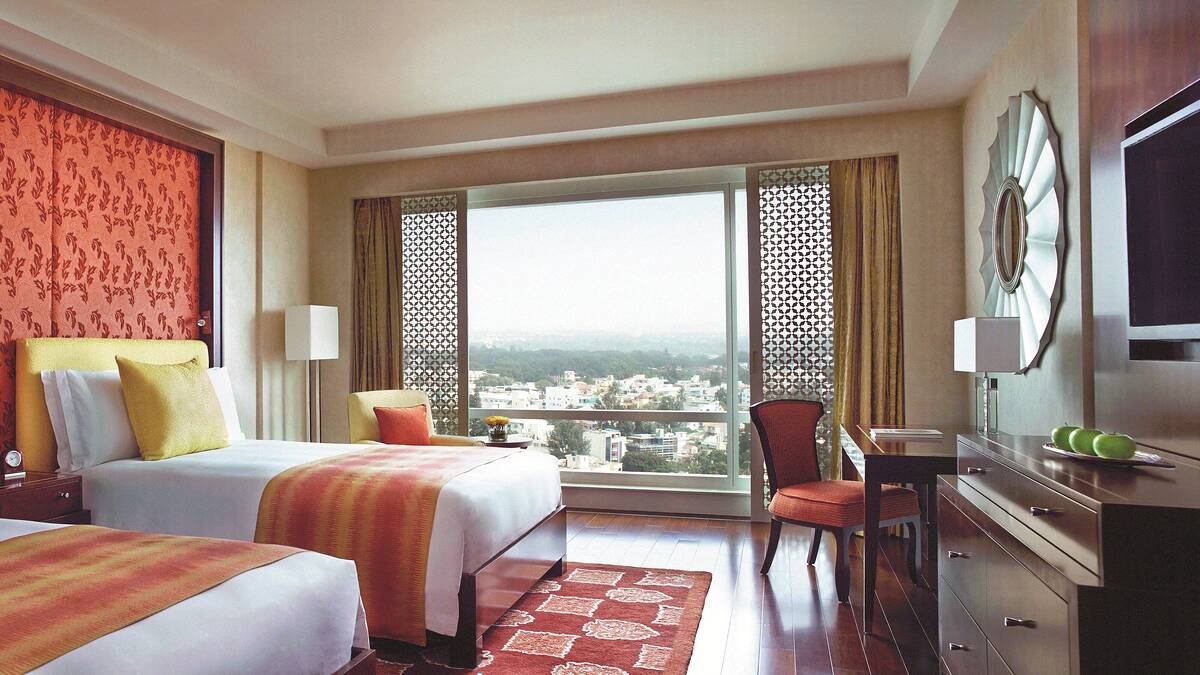 Guest Room Two Twins 