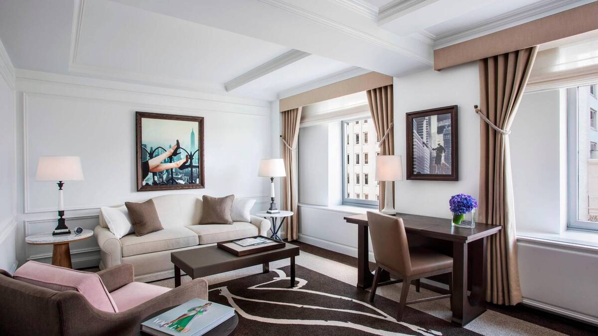 Avenue View Suite Bedroom Suite King Sofa Bed