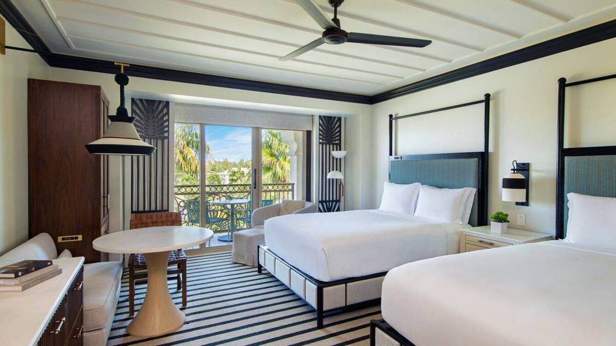 Garden View Guest room Two Queens Resort Tower Balcony