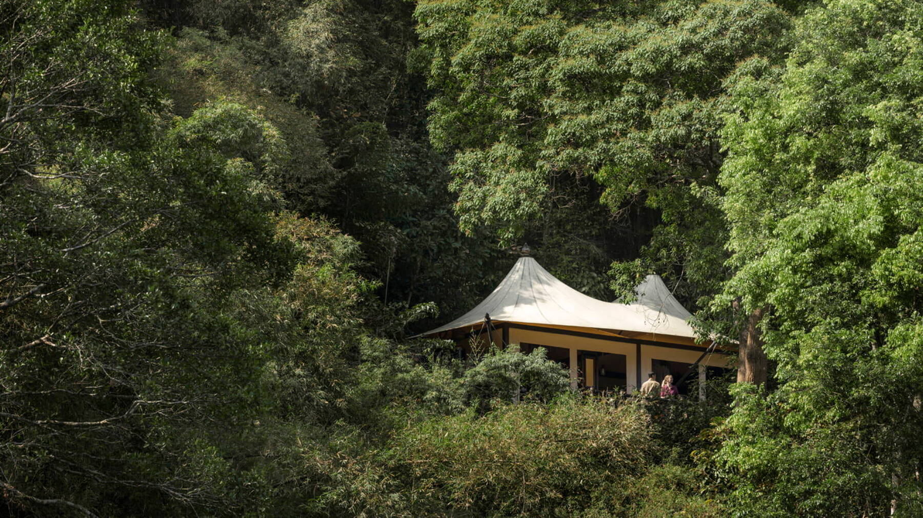 MEKONG TENT WITH KING BED