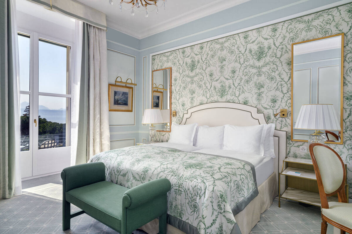 Contemporary One Bedroom Suite