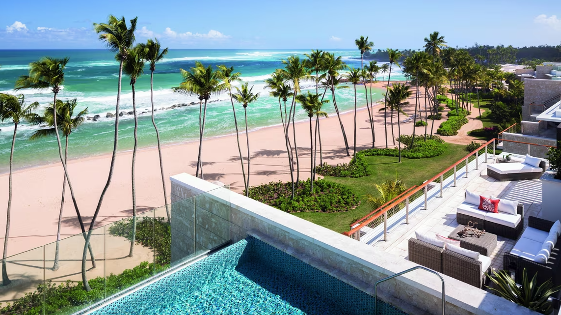 Four Bedroom Rooftop Penthouse Oceanfront Balcony Private Pool