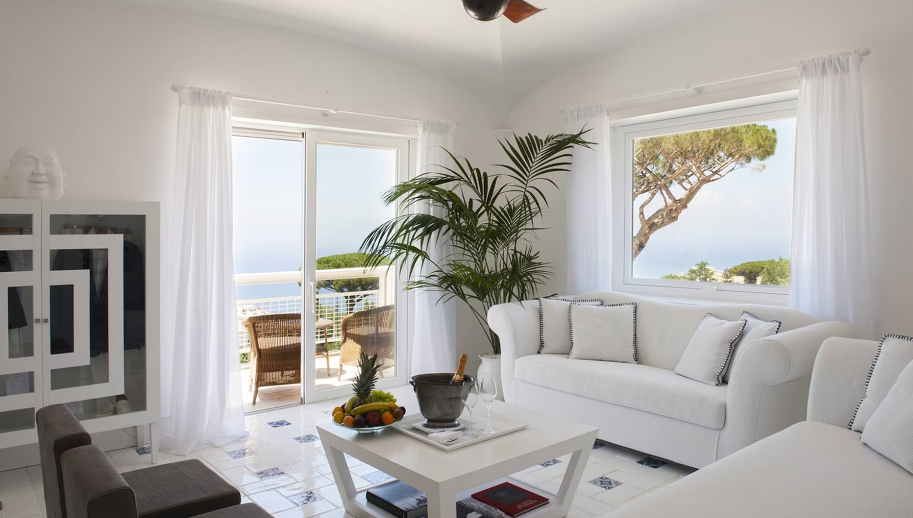 Capritouch Executive Suite Sea Side