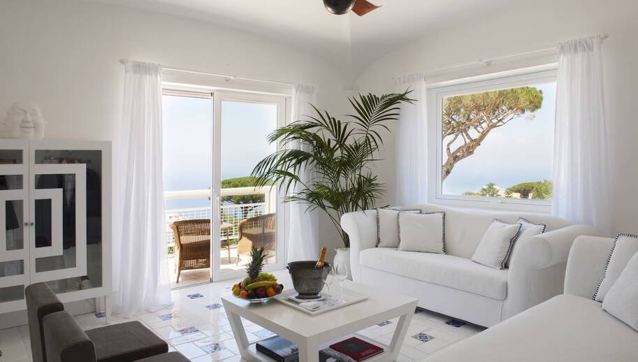 Capritouch Executive Suite Sea Side
