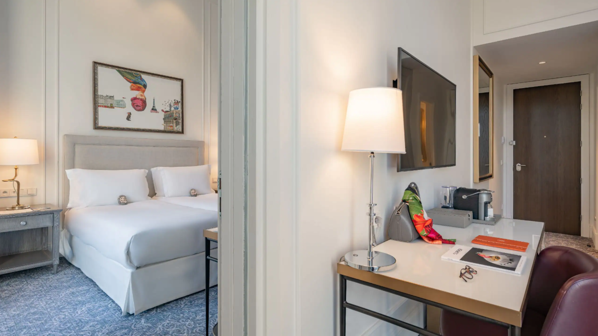 Family Corner Suite