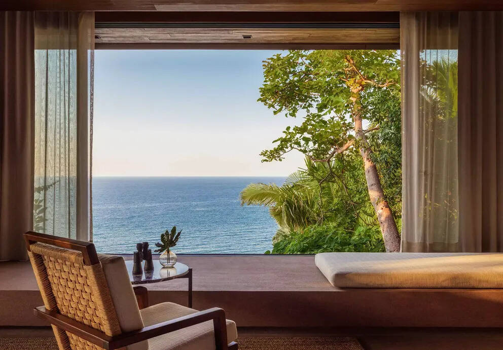 PREMIER PANORAMIC OCEAN CLIFF VILLA