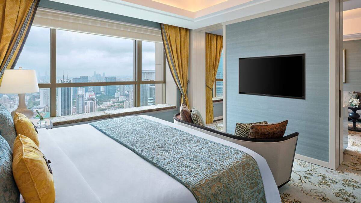 Caroline Astor King Suite