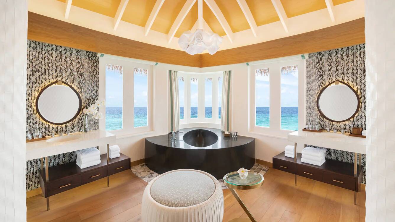 BEACH POOL VILLA SUNRISE VIEW