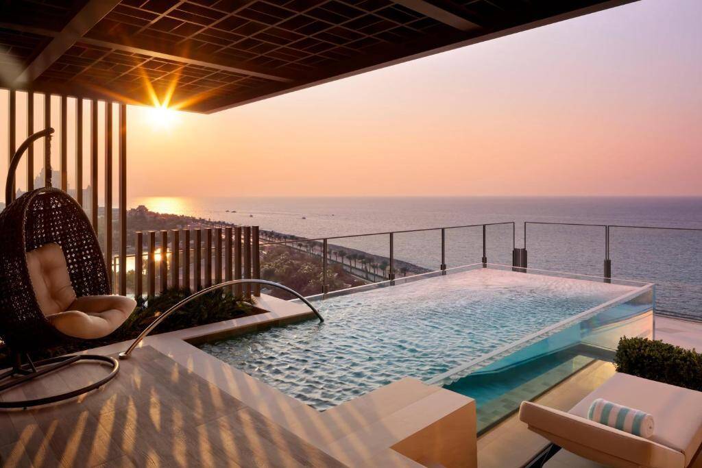 Sky Pool Villa Sea View