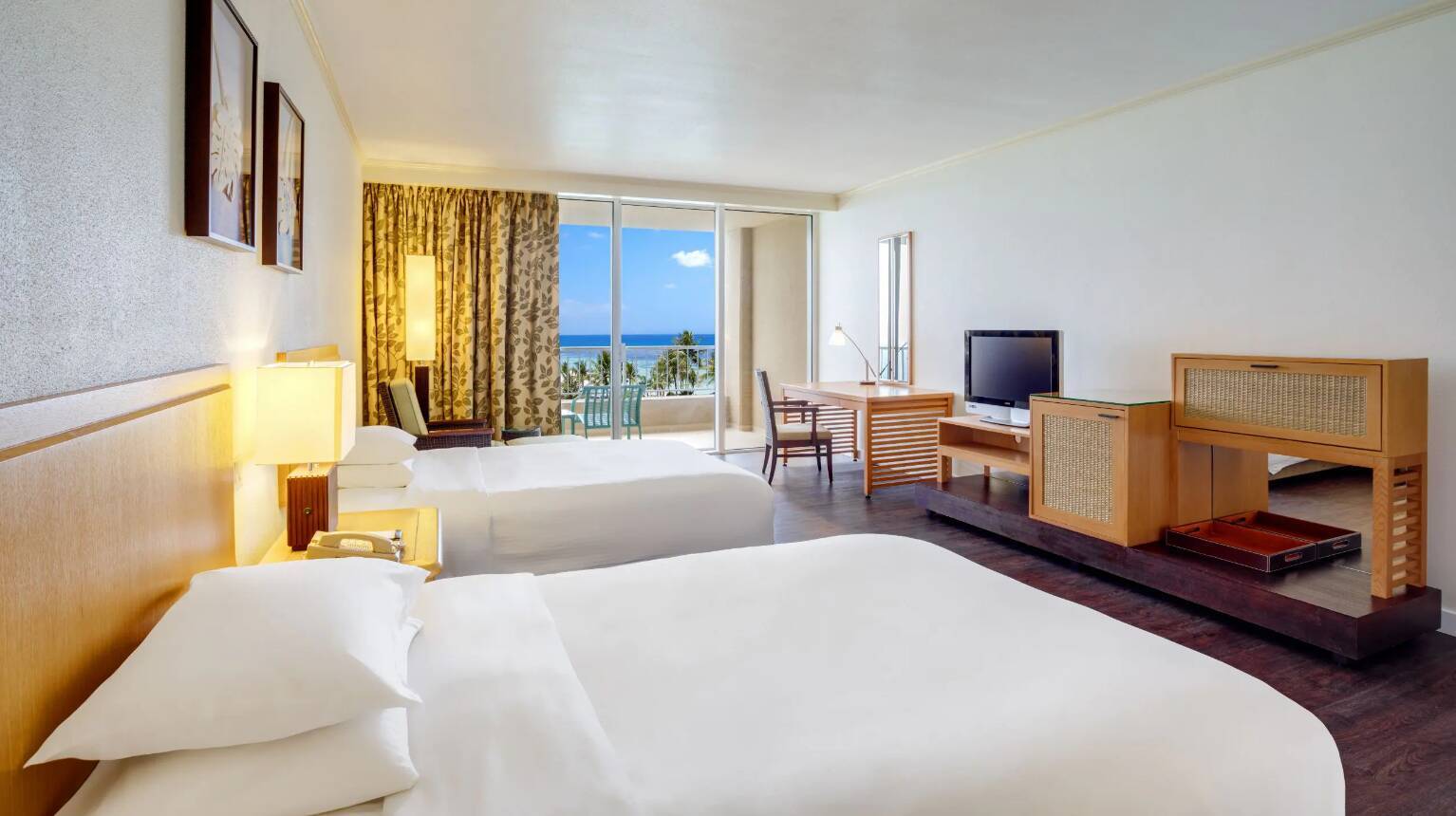 Ocean View Two Twin Beds