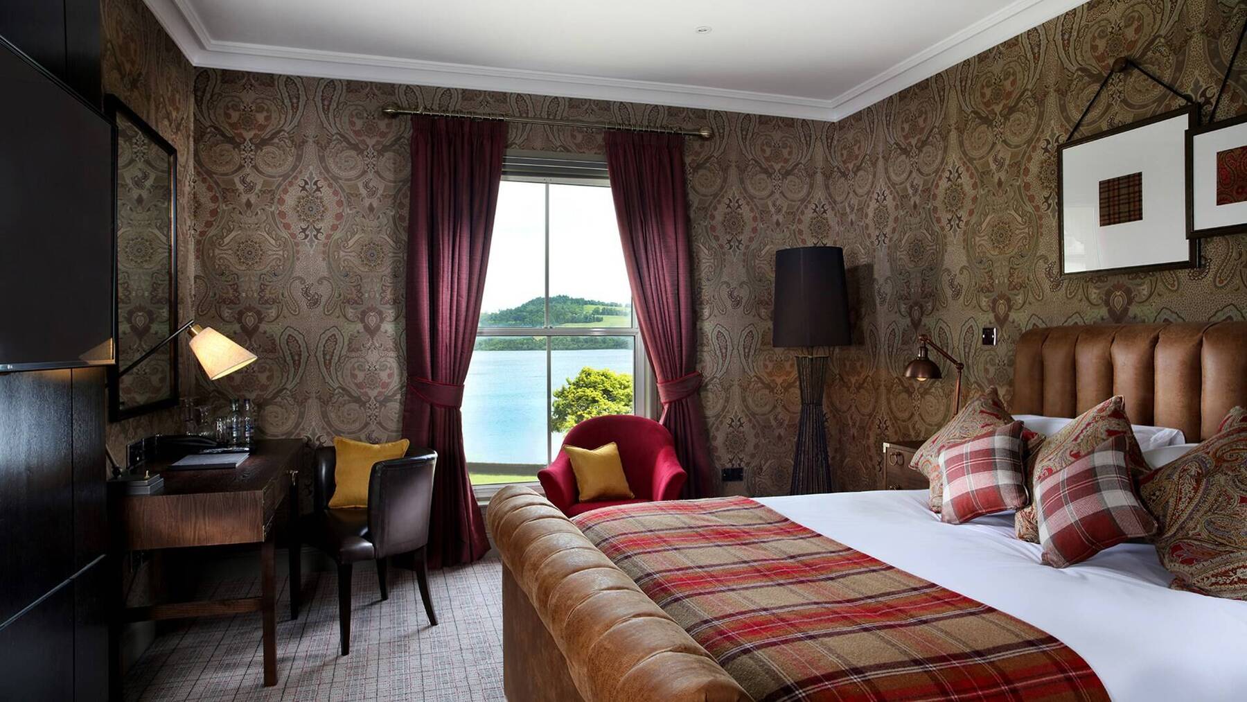 Loch View One Bedroom Suite