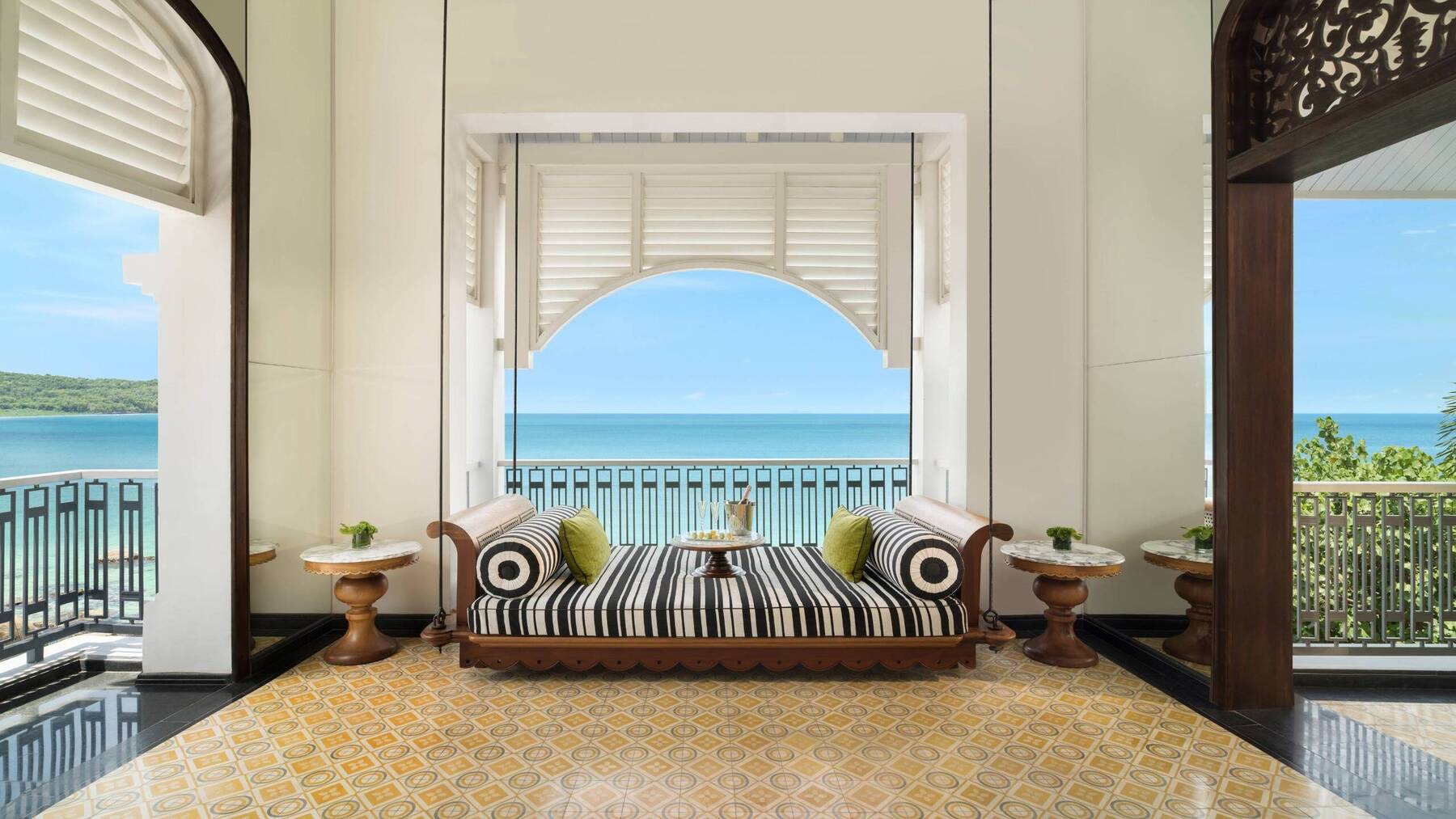 Lamarck House Seven Bedroom Residence Seafront