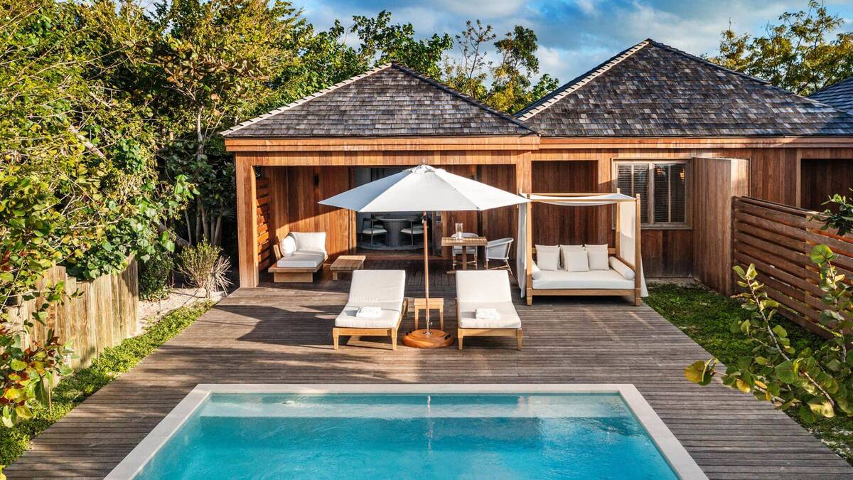 Beachfront Suite