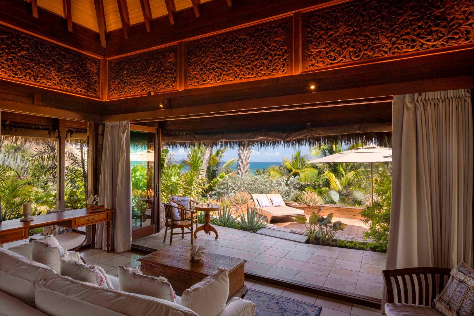 Bali Lo Suite