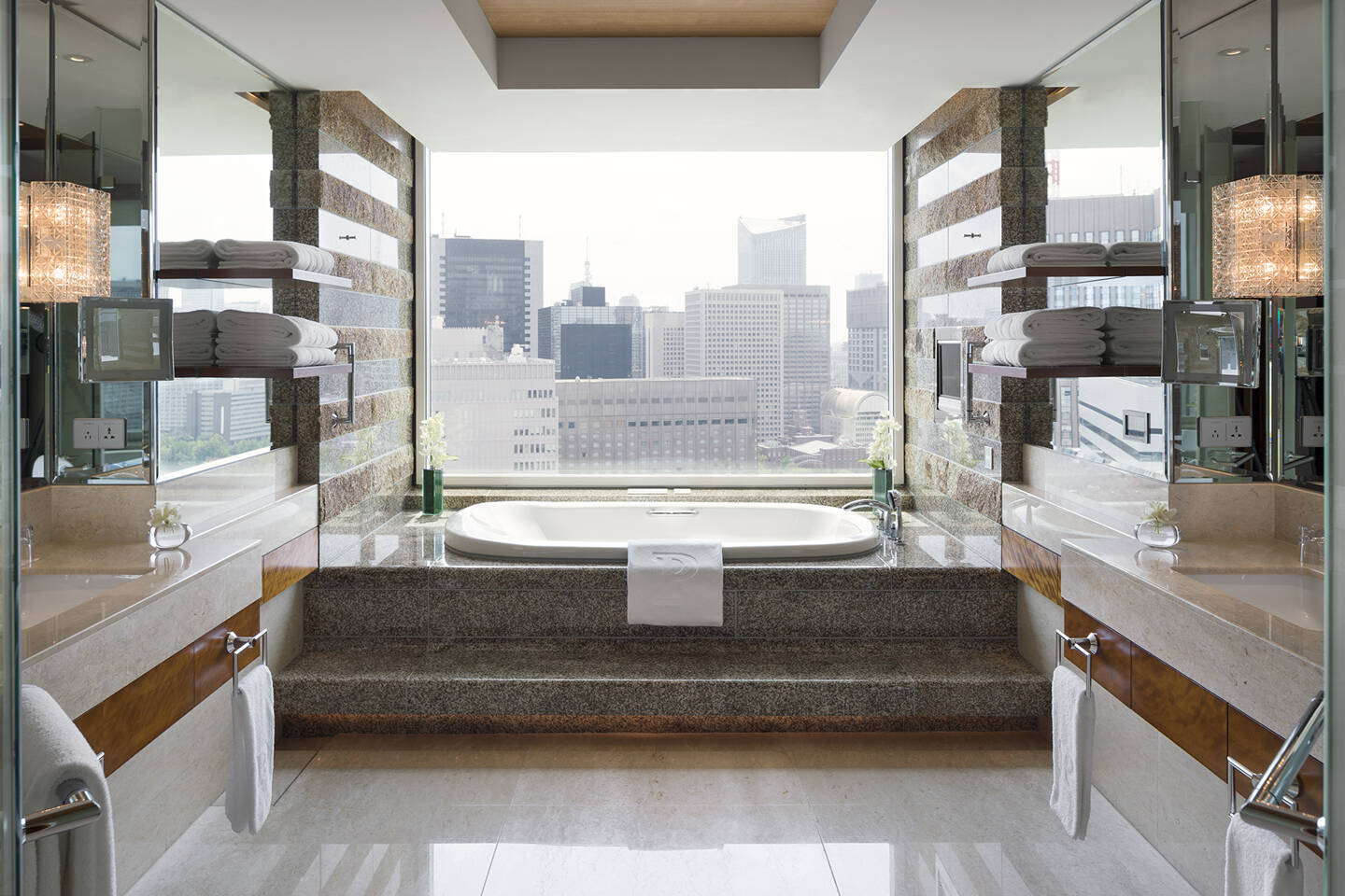 Hibiya Suite