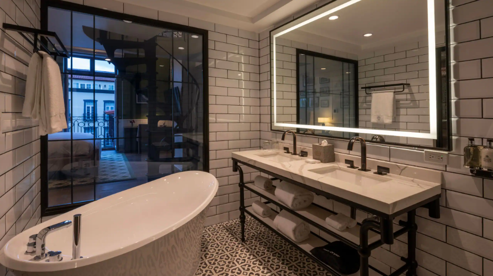 Loft Suite