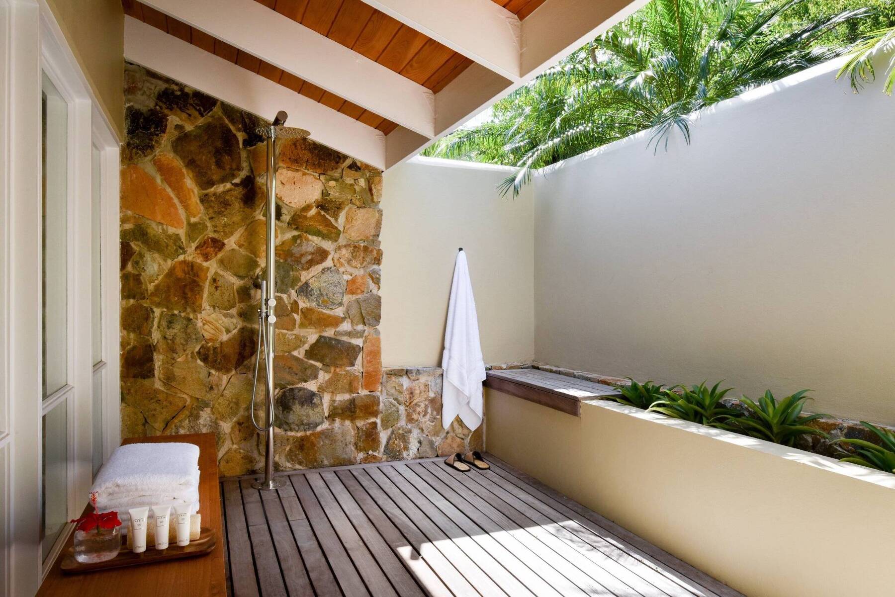 One Bedroom Pool Suite