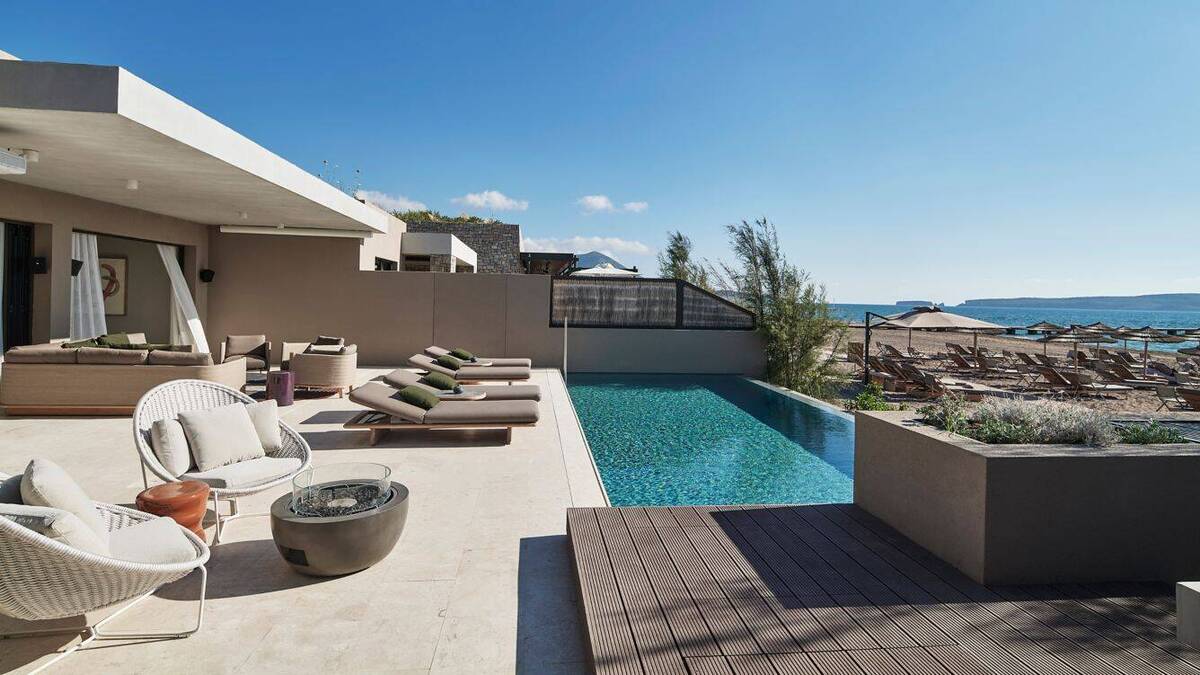 OASIS I Beachfront Infinity Two Bedroom Villa