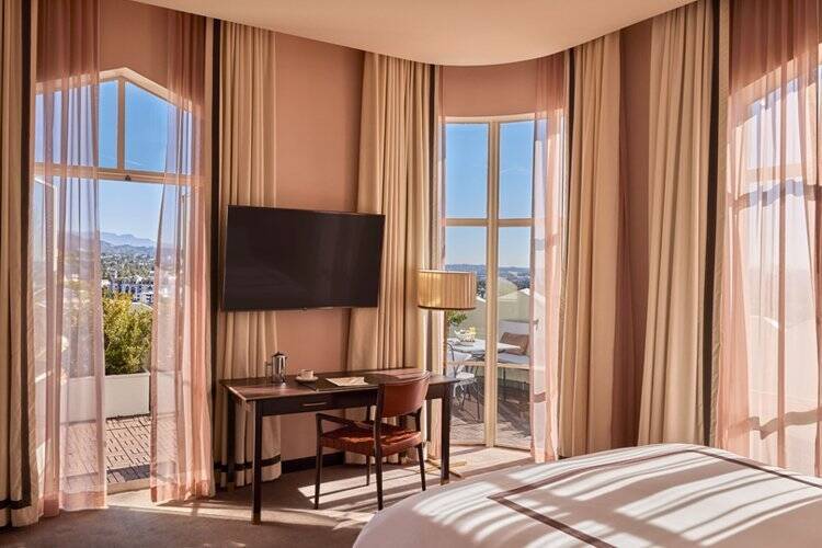 Penthouse Suite
