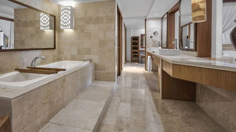 Grand Deluxe Suite