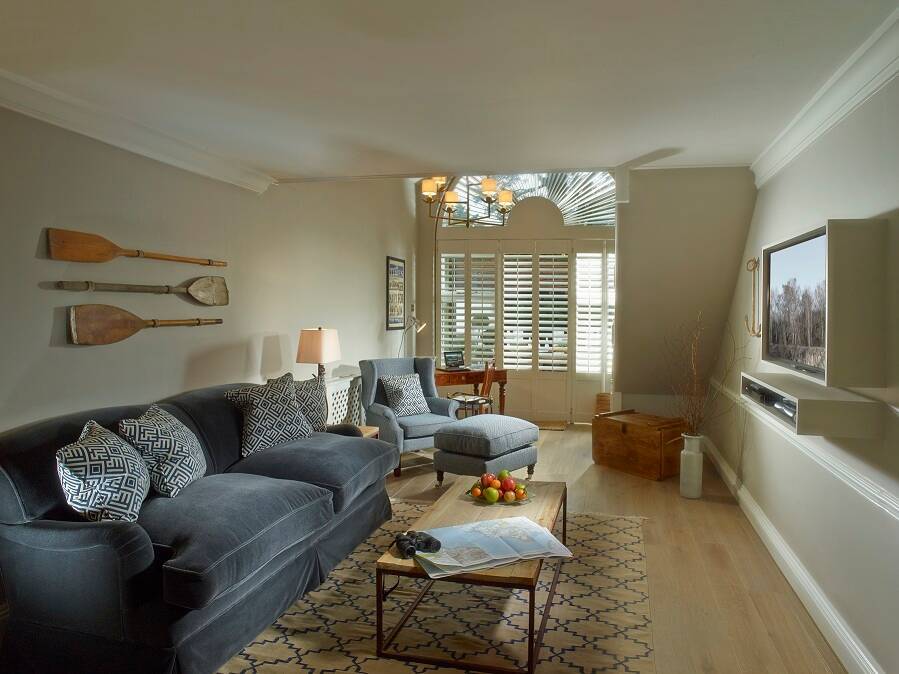 COACH HOUSE SUITE