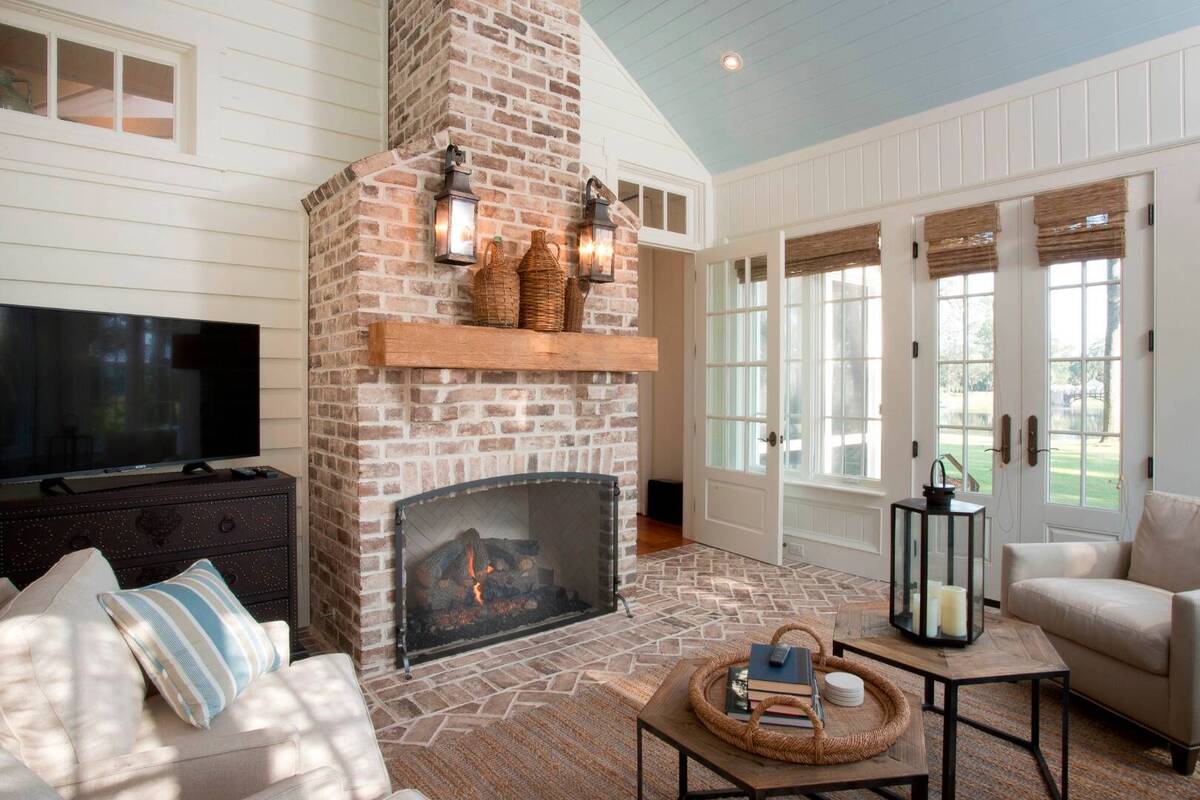 Signature Five Bedroom Lagoon Residence 1002