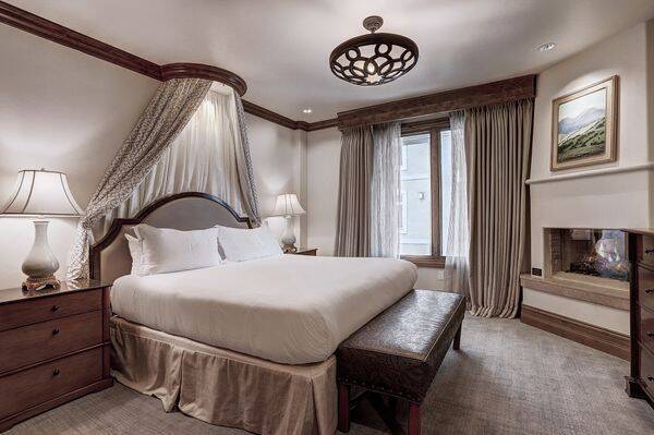 Superior Hotel Room King