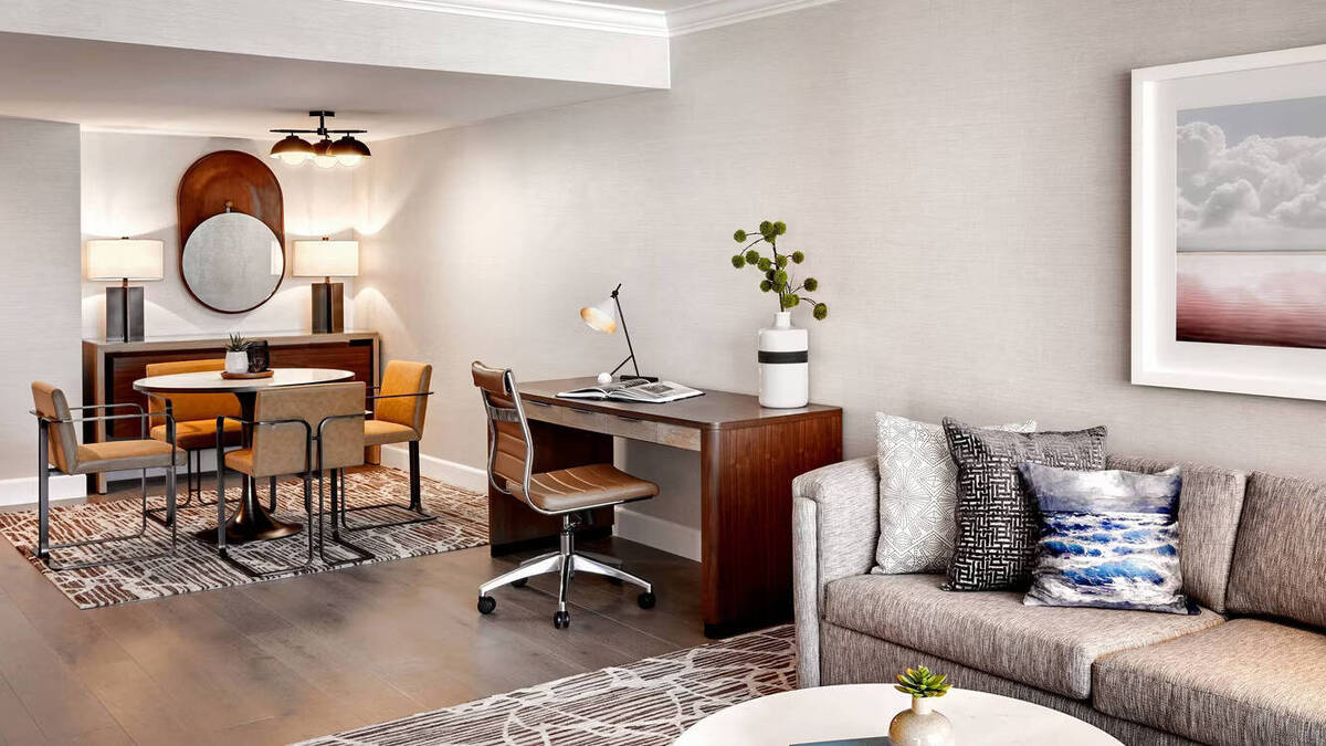 Signature One Bedroom Suite, Lake View