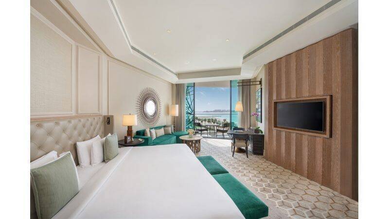 Club Deluxe Sea View Two Double 