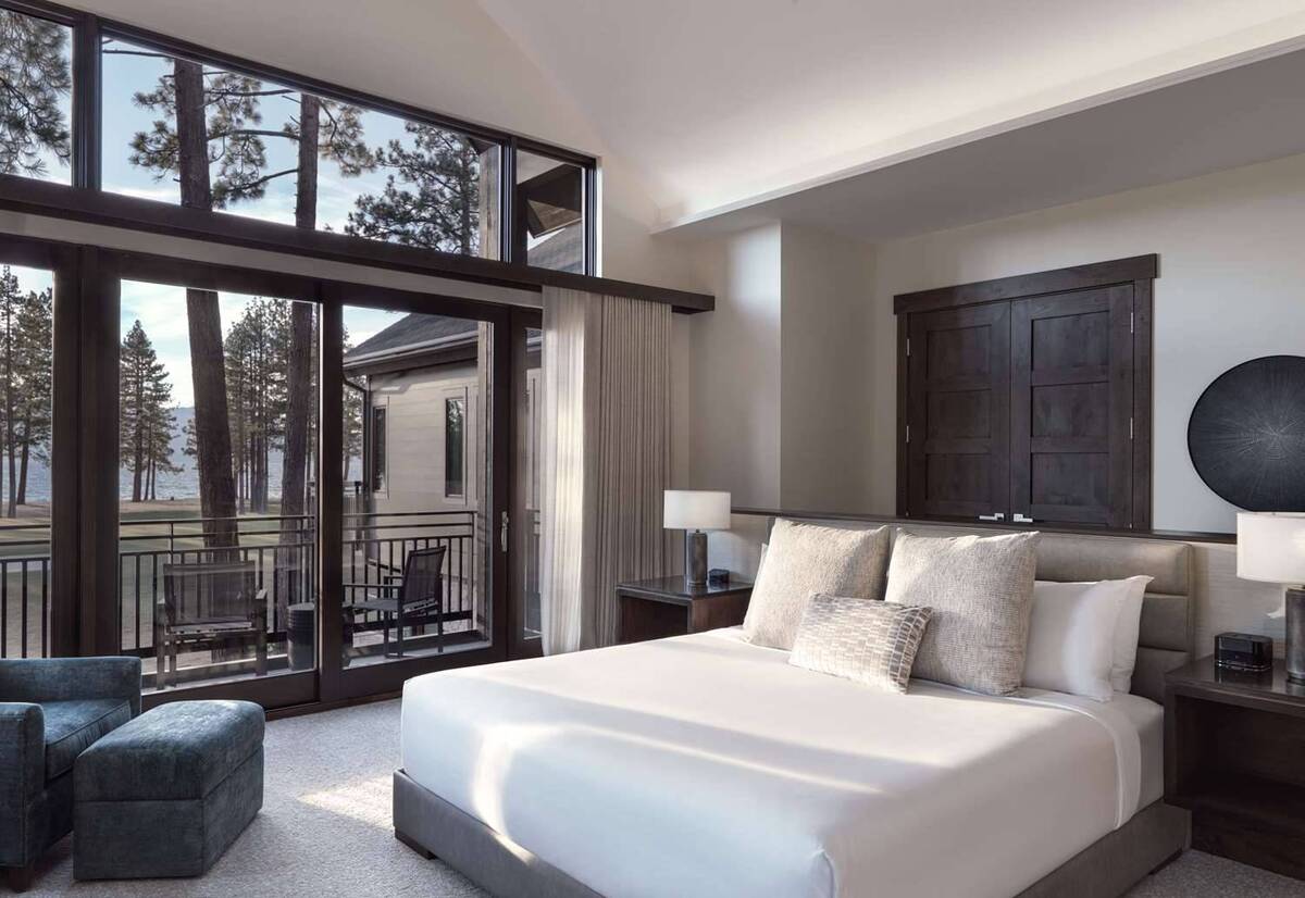 Edgewood Two Bedroom Villa Suite Golf View