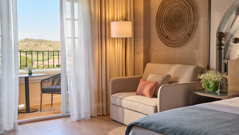 King Bed Golf View Terrace With Grand Club Access