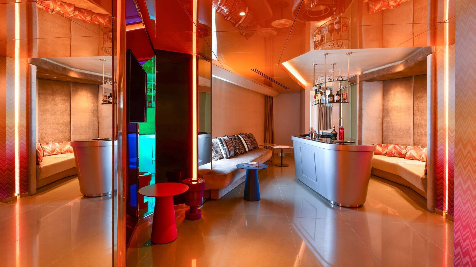WOW SUITE