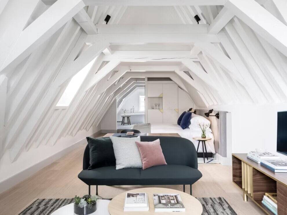 One King Suite