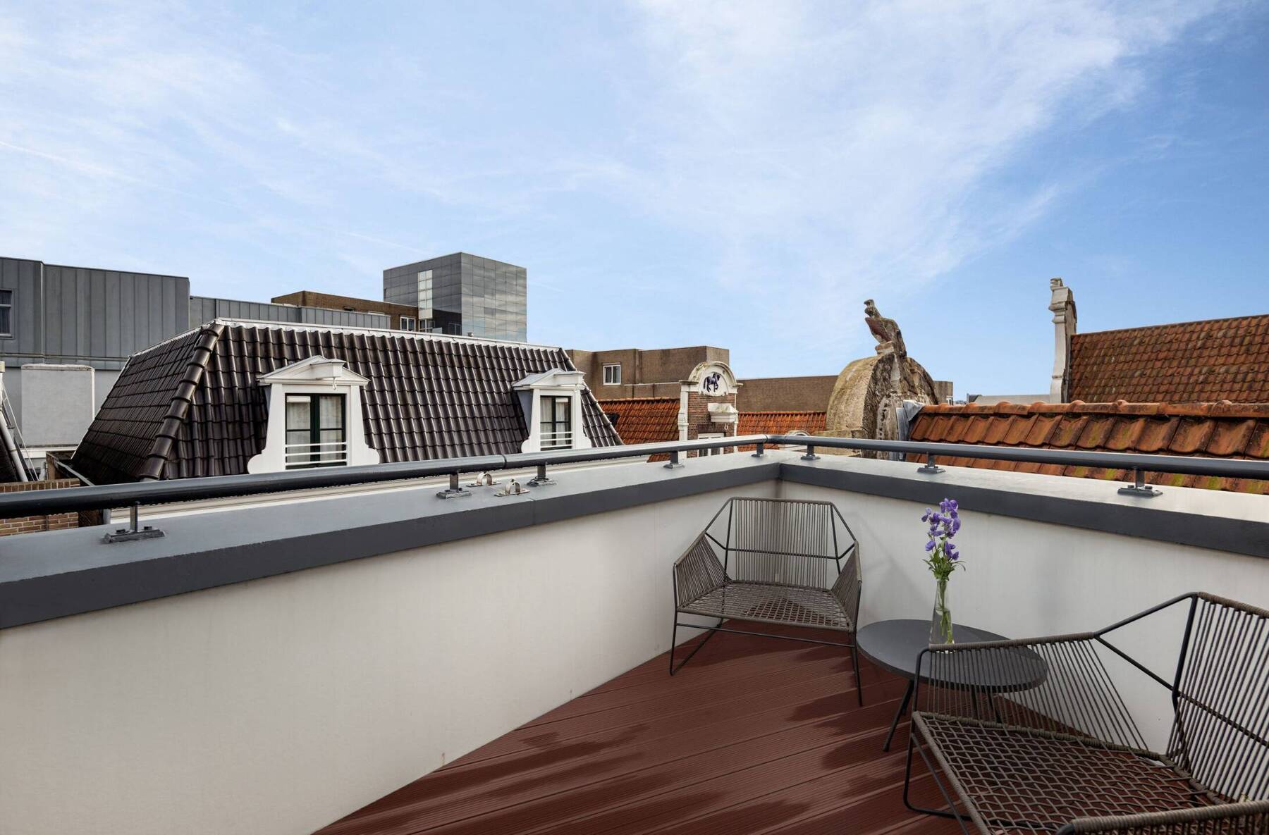 Queen Bed Essential with Balcony