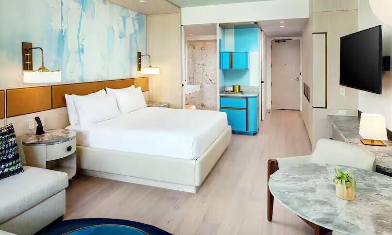 King Guestroom