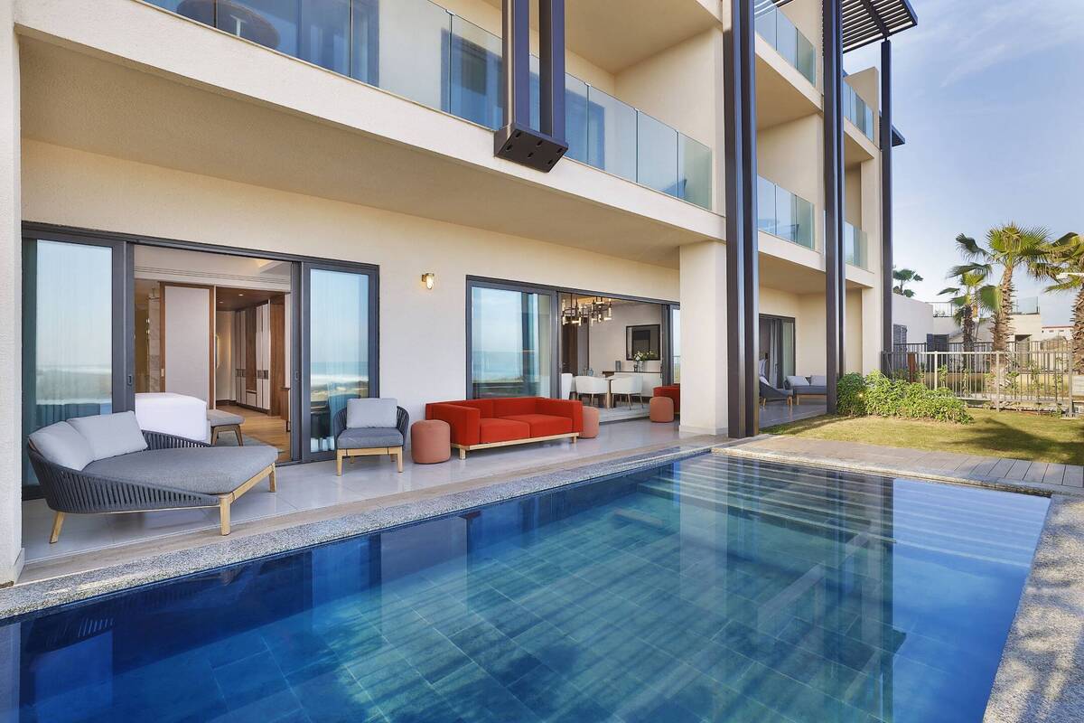 KING TWO BEDROOM SUITE WITH PRIVATE POOL
