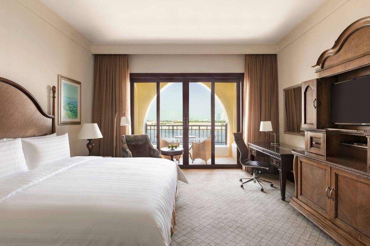 Horizon Club Deluxe Room King