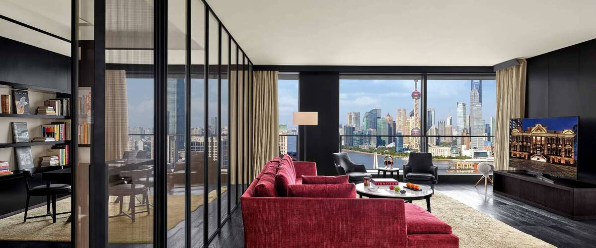 Premium Bund River View Suite