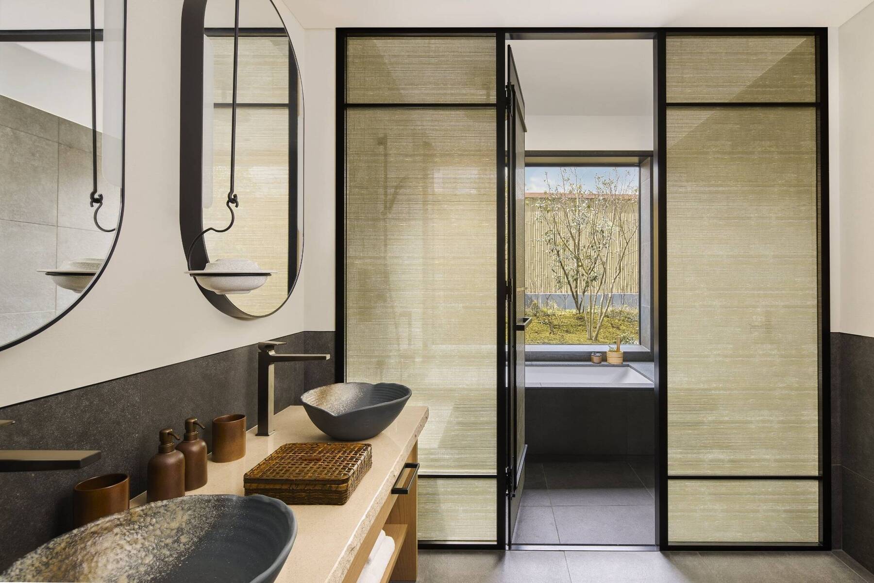 Premier Suite Garden Twin