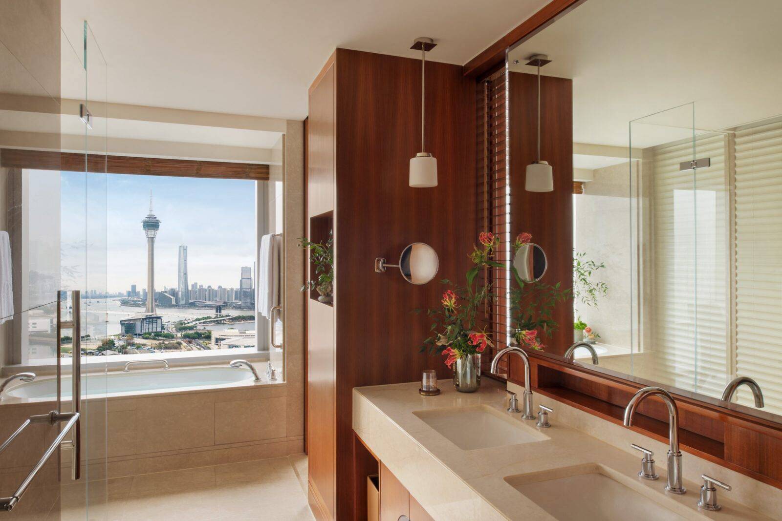 Deluxe Lake View Room