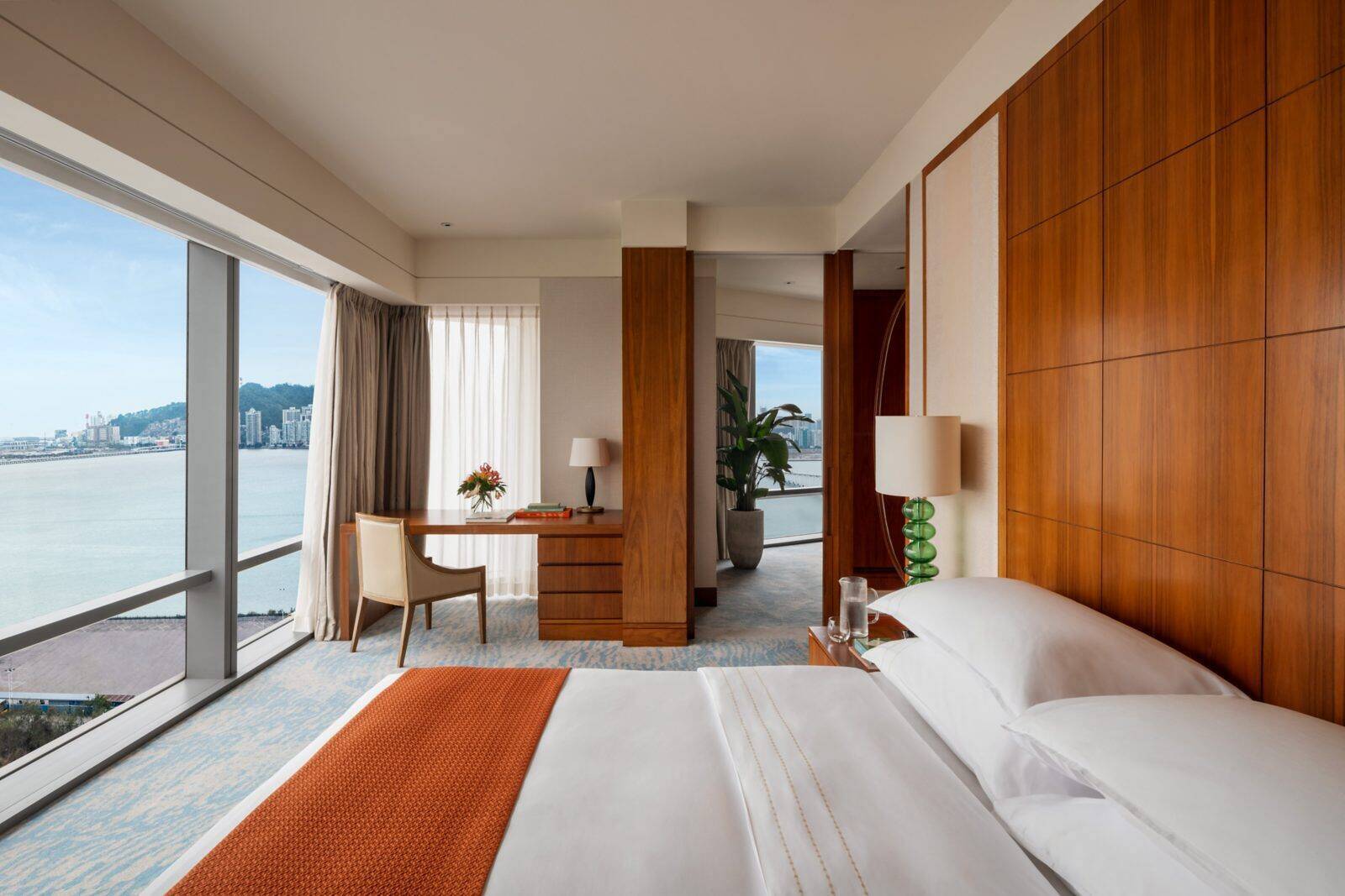 Waterfront Suite