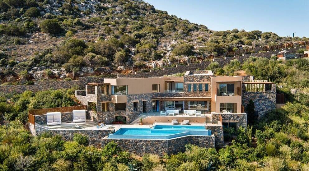 Daios Mansion