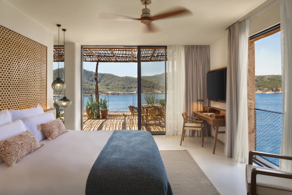 Sea Scape One Bedroom Suite